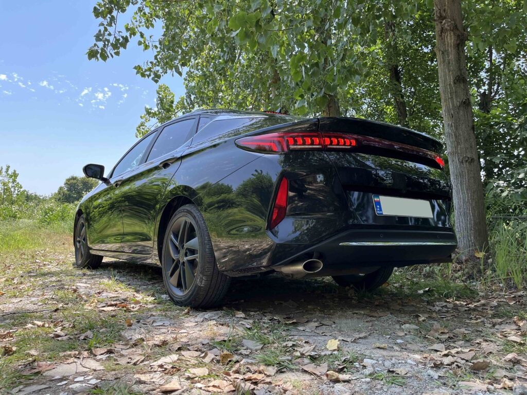 j7 (34)